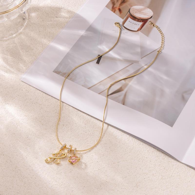 RÉDUCTION Colliers pendentifs 3 rangs avec initiales A-Z | Personnalisés et élégants