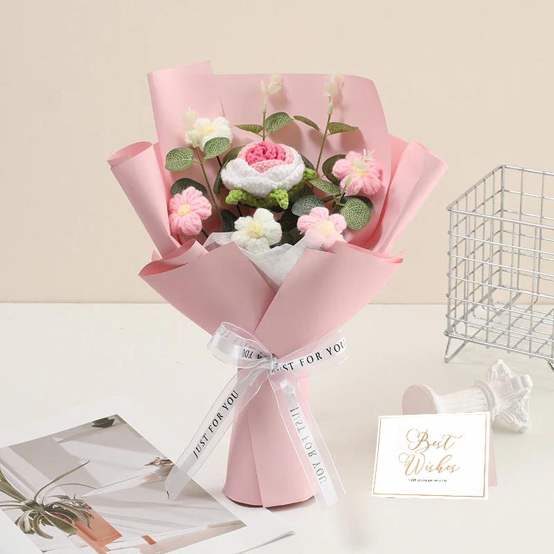 RÉDUCTION Bouquet de fleurs délicates au crochet fait main Design réaliste, durable et parfait pour la décoration intérieure ou comme cadeau
