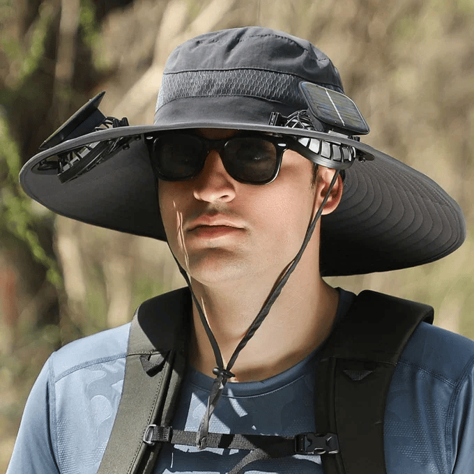 Chapeau de soleil à large bord avec ventilateur solaire