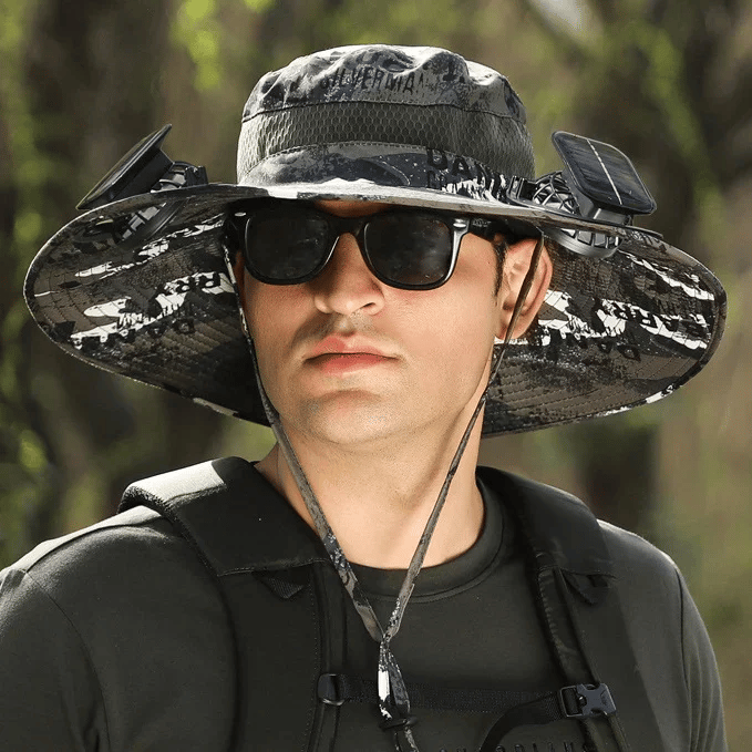 Chapeau de soleil à large bord avec ventilateur solaire
