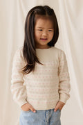 Pull en tricot de coton jacquard rose crème classique avec poignets, ourlet et encolure côtelés pour filles, idéal pour un usage quotidien et confortable.