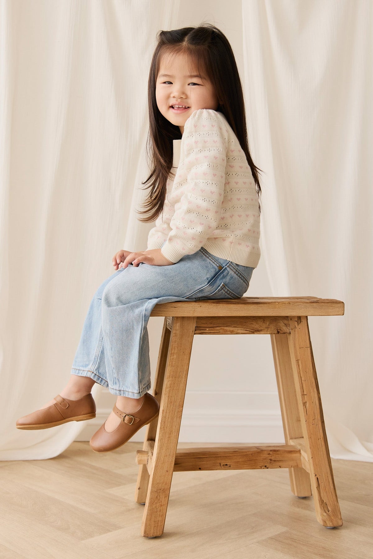 Pull en tricot de coton jacquard rose crème classique avec poignets, ourlet et encolure côtelés pour filles, idéal pour un usage quotidien et confortable.