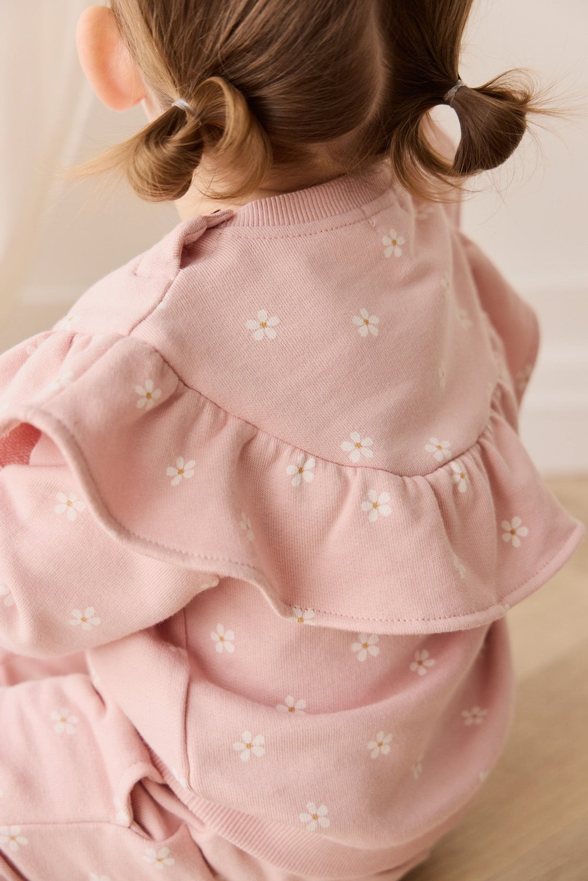 Sweatshirt en molleton de coton stretch imprimé floral rose et blanc avec col à volants et encolure boutonnée pour filles, tenue décontractée de tous les jours