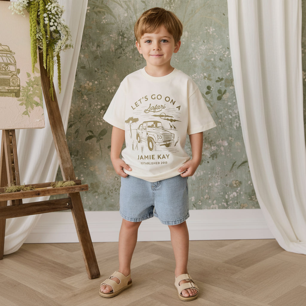 Short en jean décontracté bleu clair en coton uni avec taille élastique et surpiqûres contrastantes pour les sorties d'été des enfants