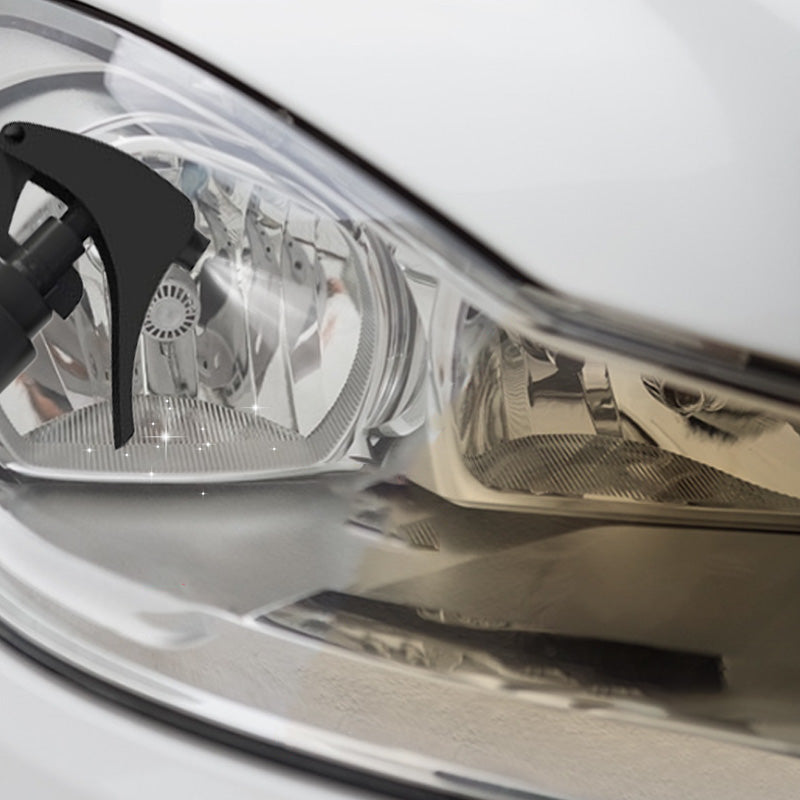 Réduction exceptionnelle de 57 % sur le produit de nettoyage et de restauration des phares de voiture