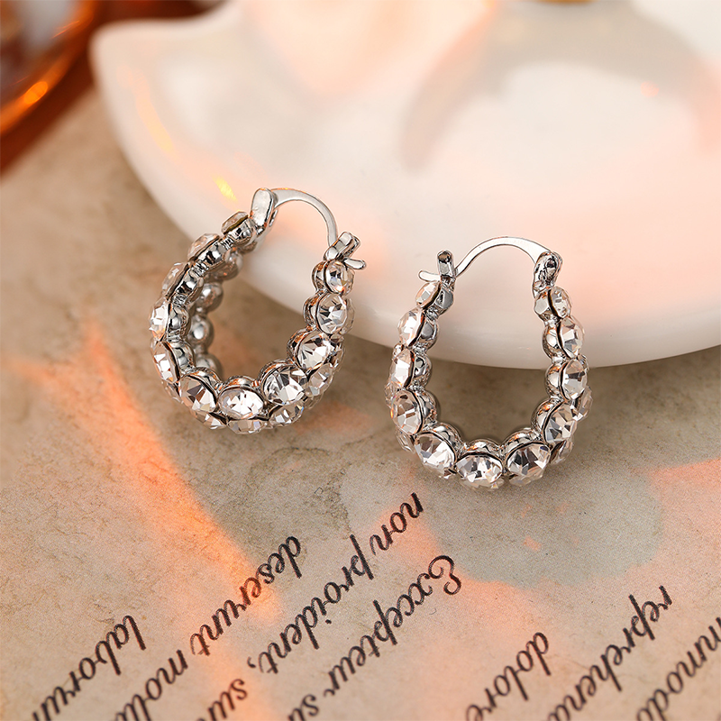 Boucles d'oreilles élégantes strass
