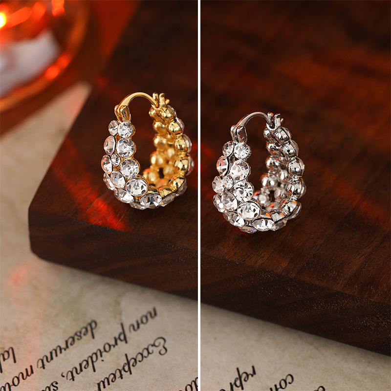 Boucles d'oreilles élégantes strass