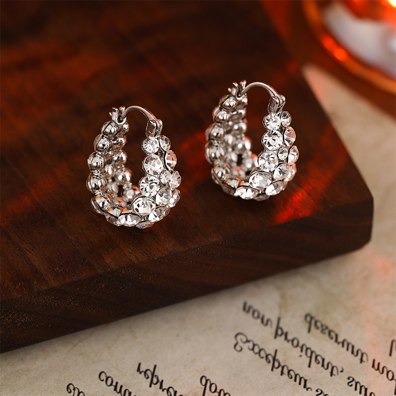 Boucles d'oreilles élégantes strass
