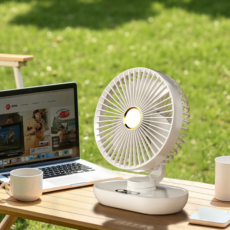 Ventilateur de bureau oscillant portable et rechargeable
