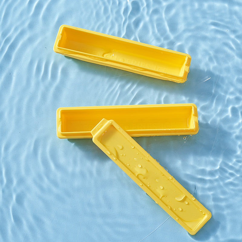 Amusing DIY ice cube set in the shape of fries made of food-grade material