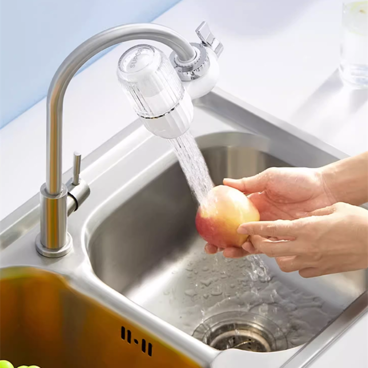 Joli cadeau* Purificateur d'eau pour robinet, 5 couches de filtration par rayonnement