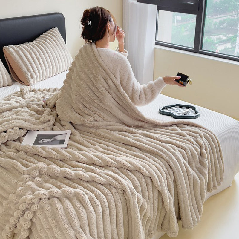 50 % de réduction sur la collection d'automne : couverture épaisse en peluche à motif lapin et housse en velours de lait. Blottissez-vous dans un confort ultime.