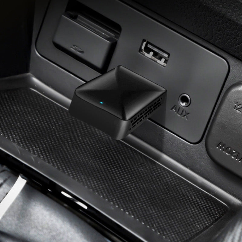 Wireless CarPlay Dongle with USB Port