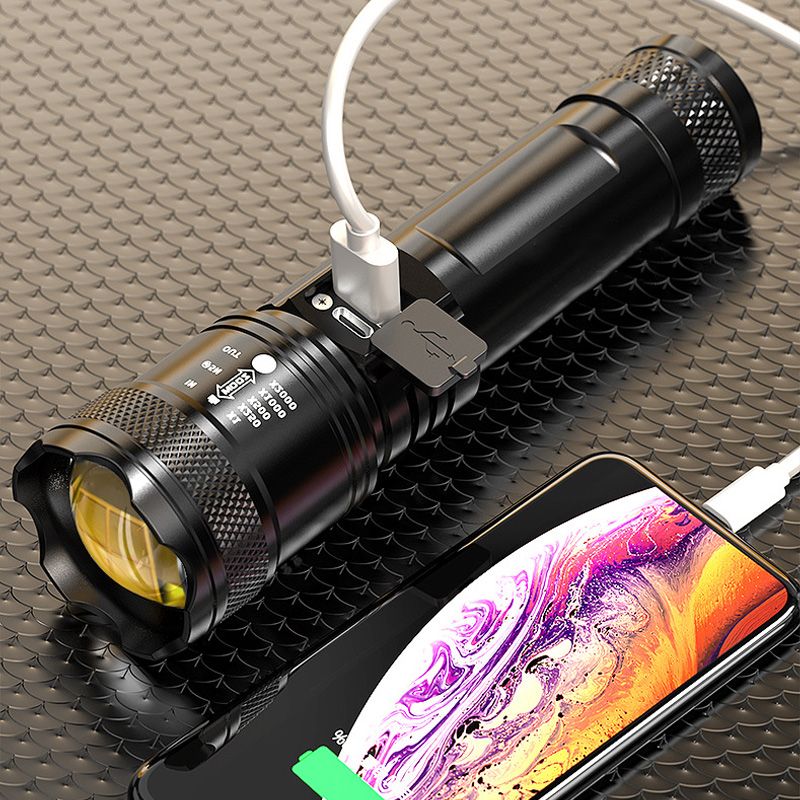 Lampe de poche LED zoom puissante - Haute intensité
