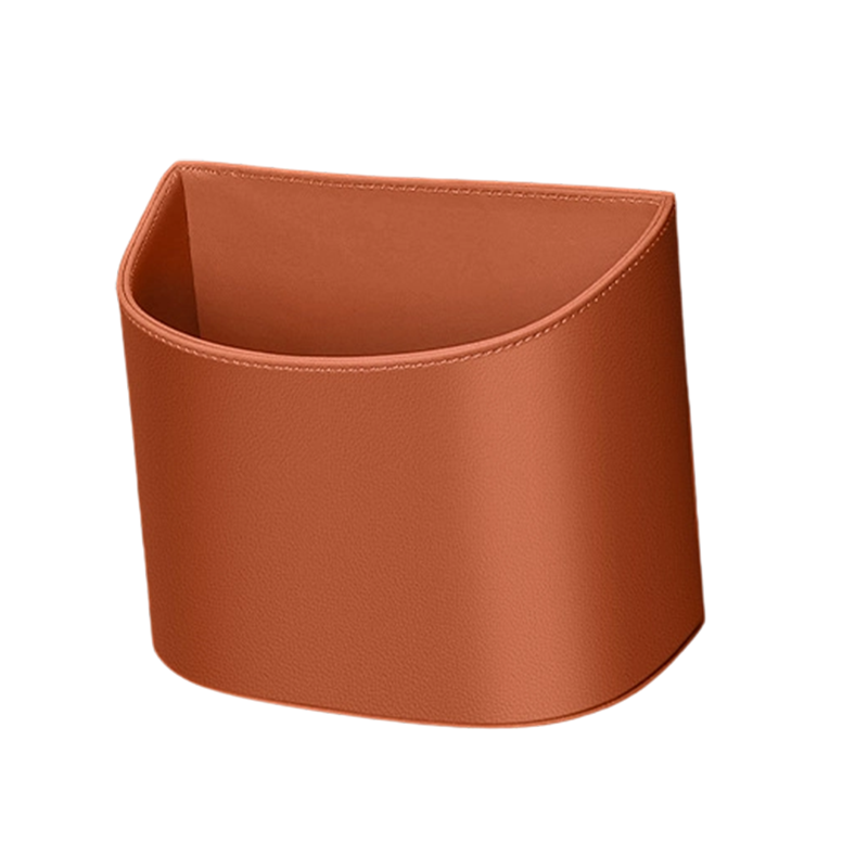 + 0% on the leather car door cup holder. Wide opening: easy access to drinks and phone. Clip-on fastening, secure hold. Durable and elegant PU leather.
