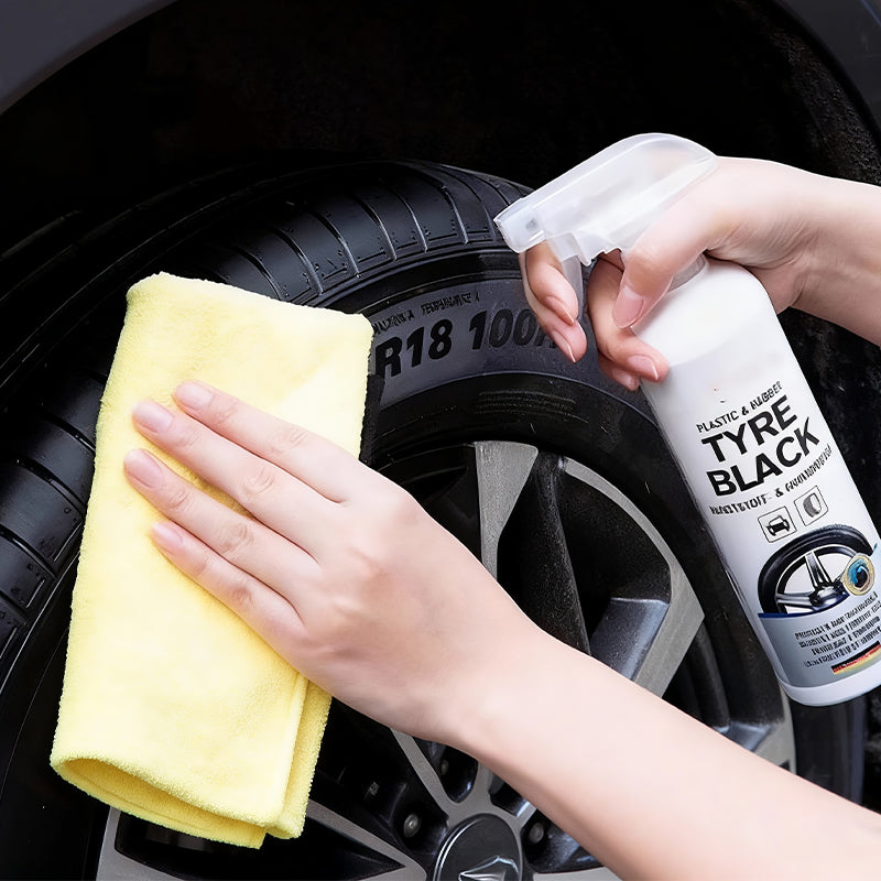 Brilliant Tire Shine & Protector Intense shine, UV and dust protection