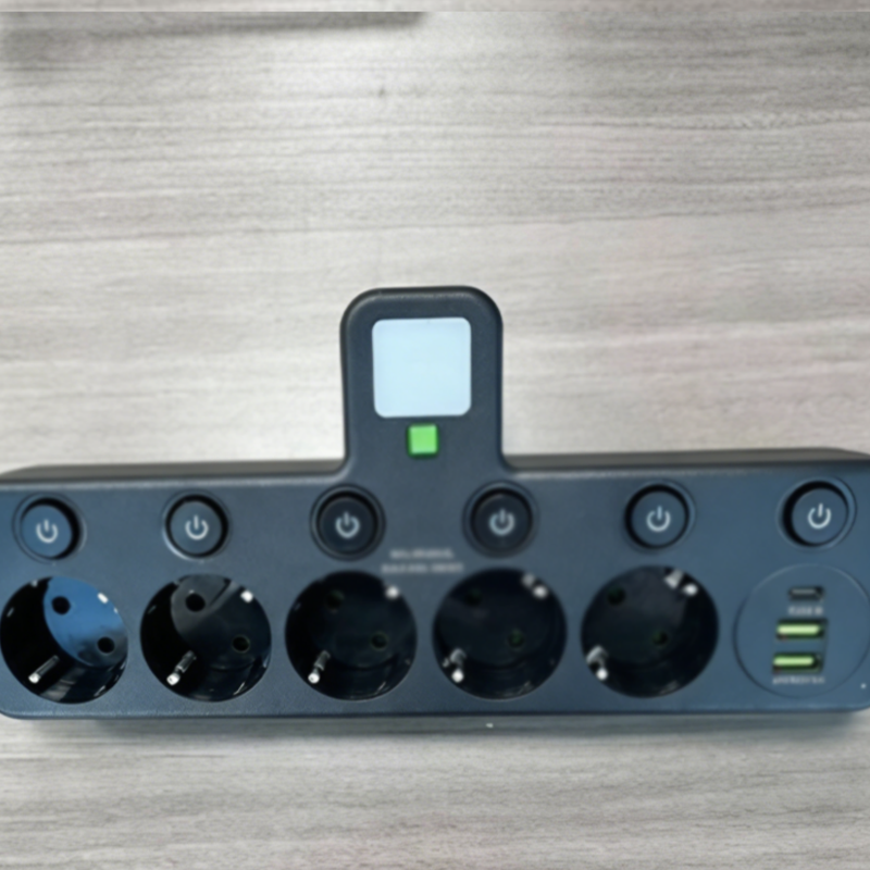 EU Power Strip with 4 Outlets, Multiport Wall Plug with Individual Switch and Small Adapter for Night Light