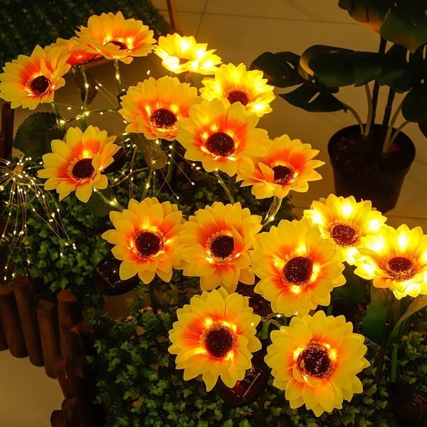 DE RÉDUCTION Lampes solaires tournesol étanches Pétales réalistes, indice de protection IP65 et allumage automatique 8-12 h