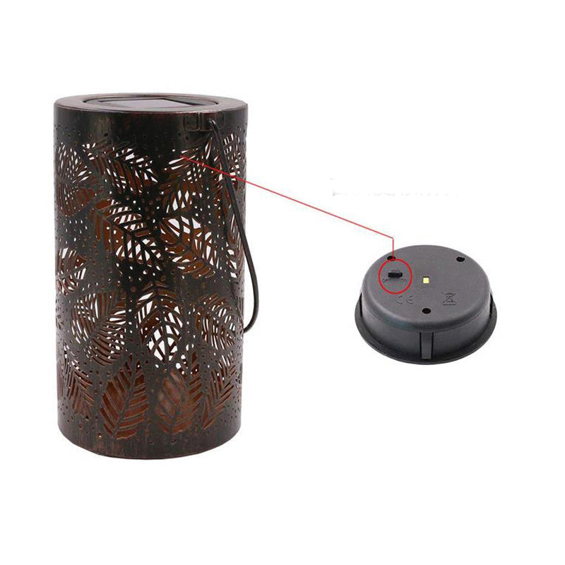 Lanterne solaire suspendue avec motif ajouré et design creux