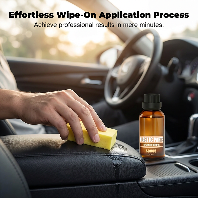 Produit de restauration pour revêtements en cristal des pièces en plastique de voiture