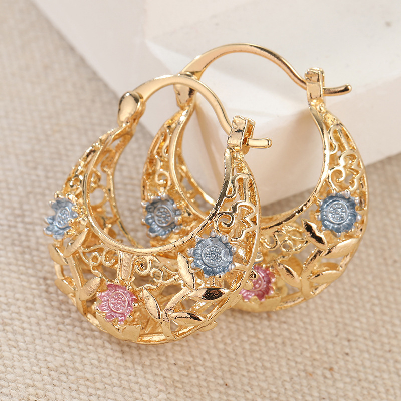 OFFRE LIMITÉE -50% Boucles d'oreilles Croissant Plaqué Or, Émaillées, Filigranes