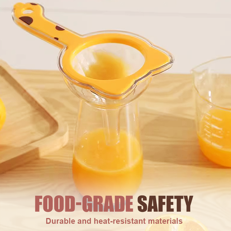 PASSOIRE ULTRA-FINE 120 MAILLES Filtrage précis et durable, matériau alimentaire, poignée ergonomique et maille amovible. Idéale pour le thé, les infusions, les sauces et la pâtisserie.