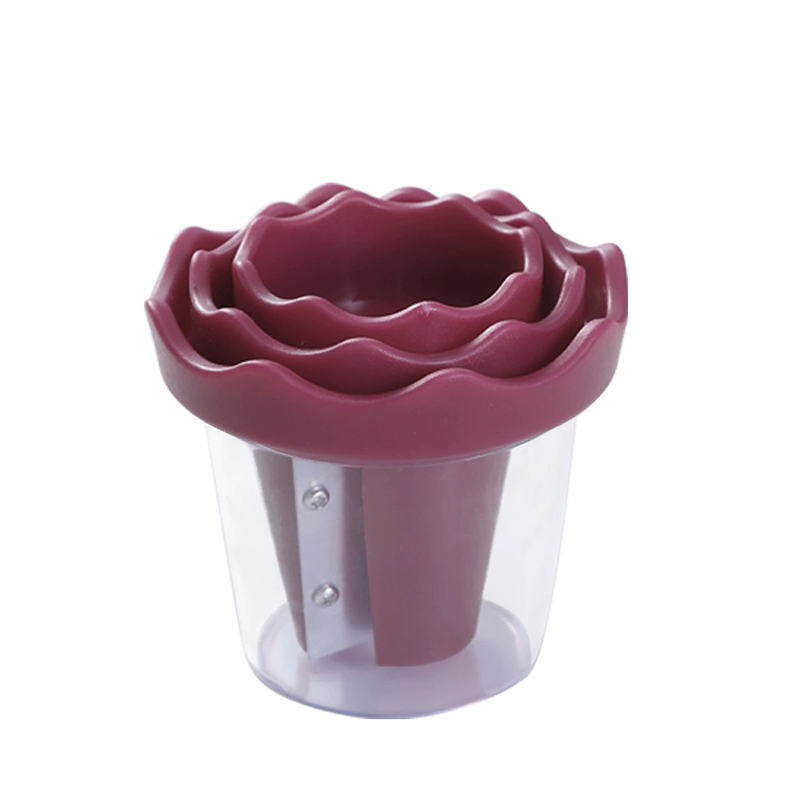 Spiralizer and manual vegetable cutter to make roses Transform your carrots into restaurant-worthy roses in 60 seconds
