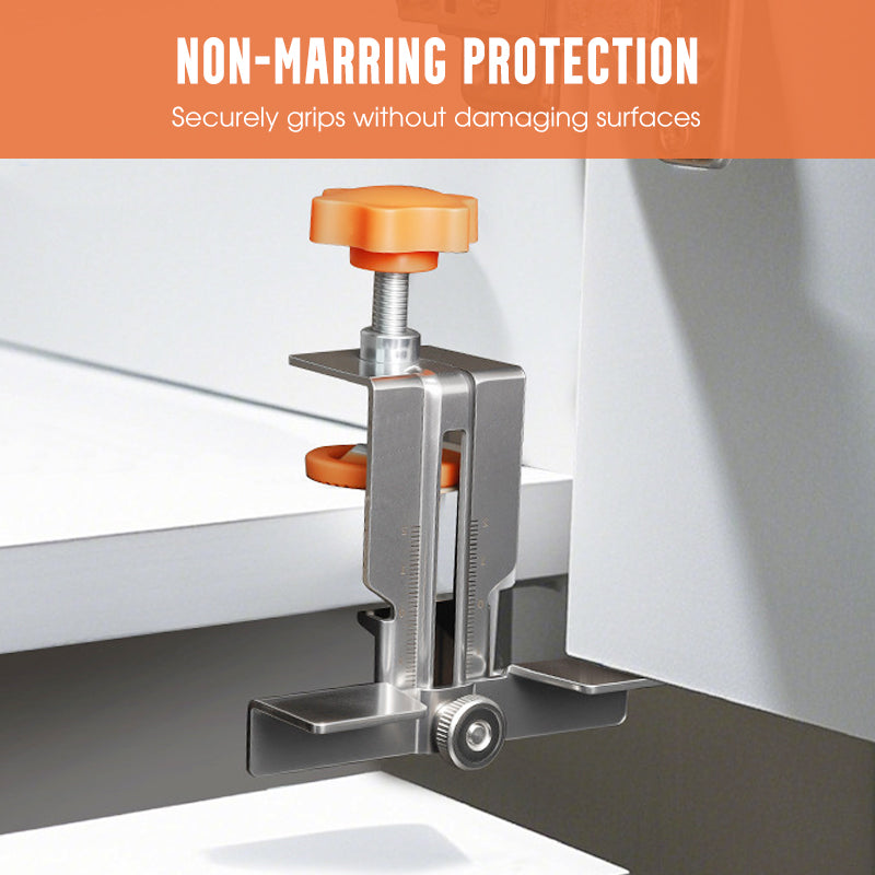 Adjustable mounting jig for cabinet doors